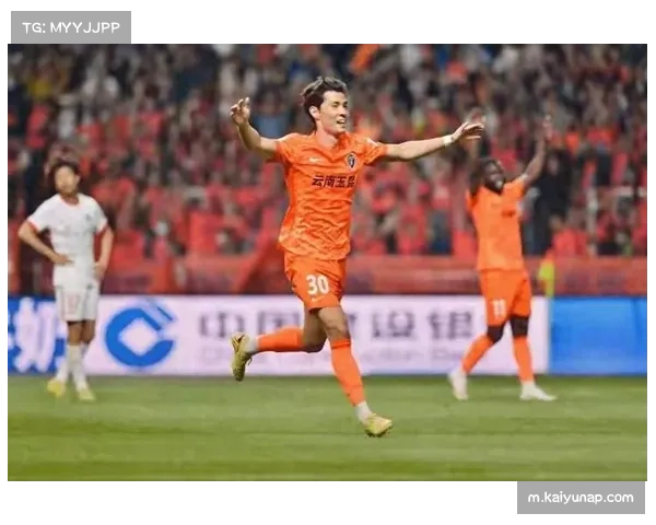 云南玉昆侯永永前腰作用关键 本土核心串联克莱伯形成进攻第二梯队